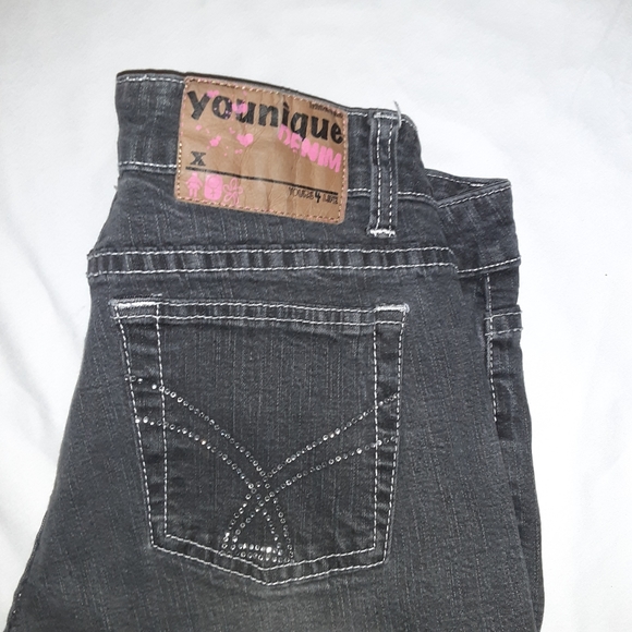 Younique Jeans - Picture 4 of 4